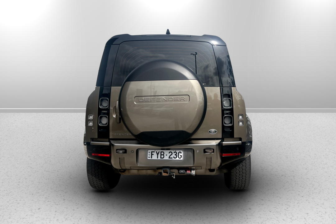 2020 Land Rover Defender 110 P400 X L663