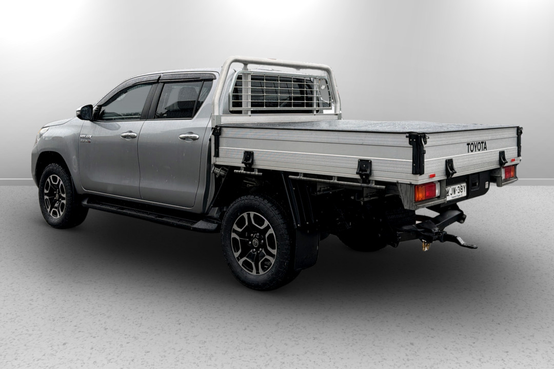 2022 Toyota Hilux SR5 Auto 4x4 Double Cab