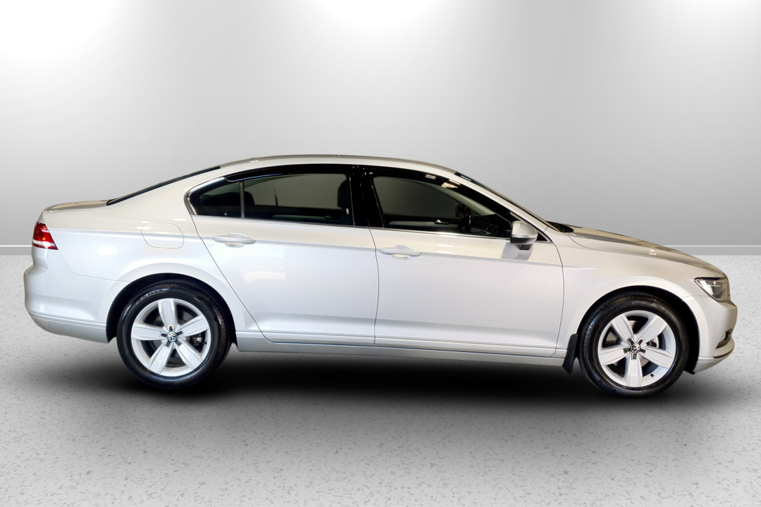 2015 Volkswagen Passat 132TSI Comfortline B8 Auto MY16 2015 Volkswagen Passat 132TSI Comfortline B8 Auto MY16